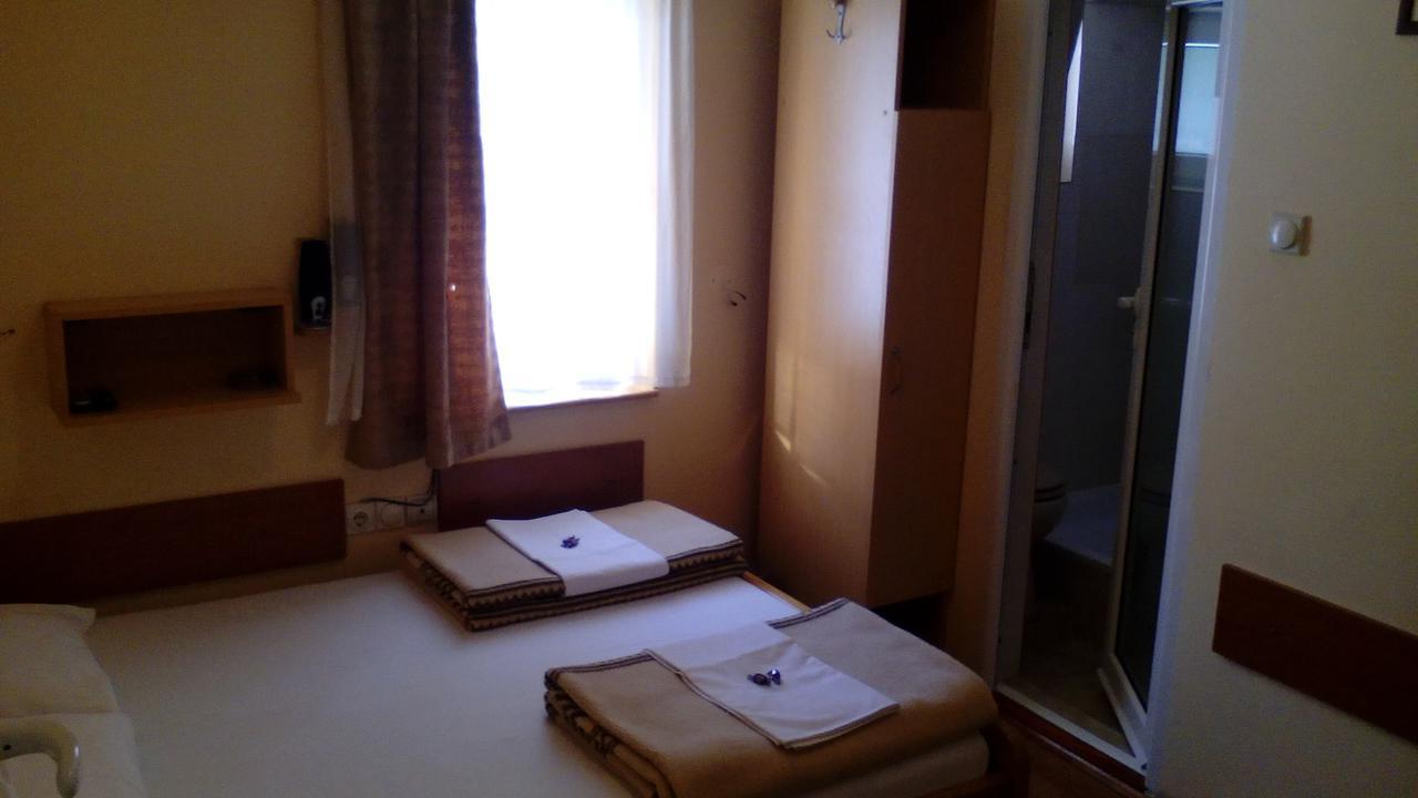 Hotel Gostionica Blef Ovcar Banja Esterno foto
